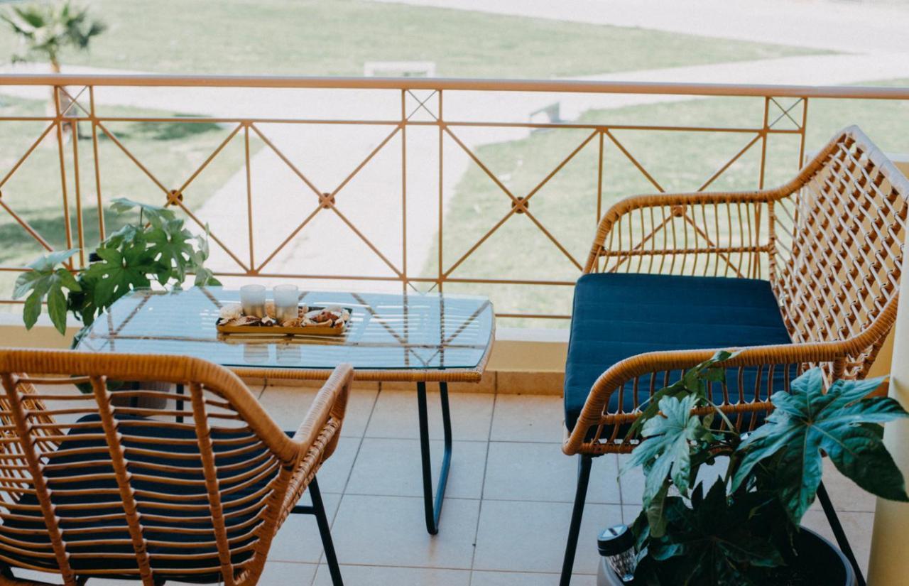 Sealake View Missolonghi Bagian luar foto